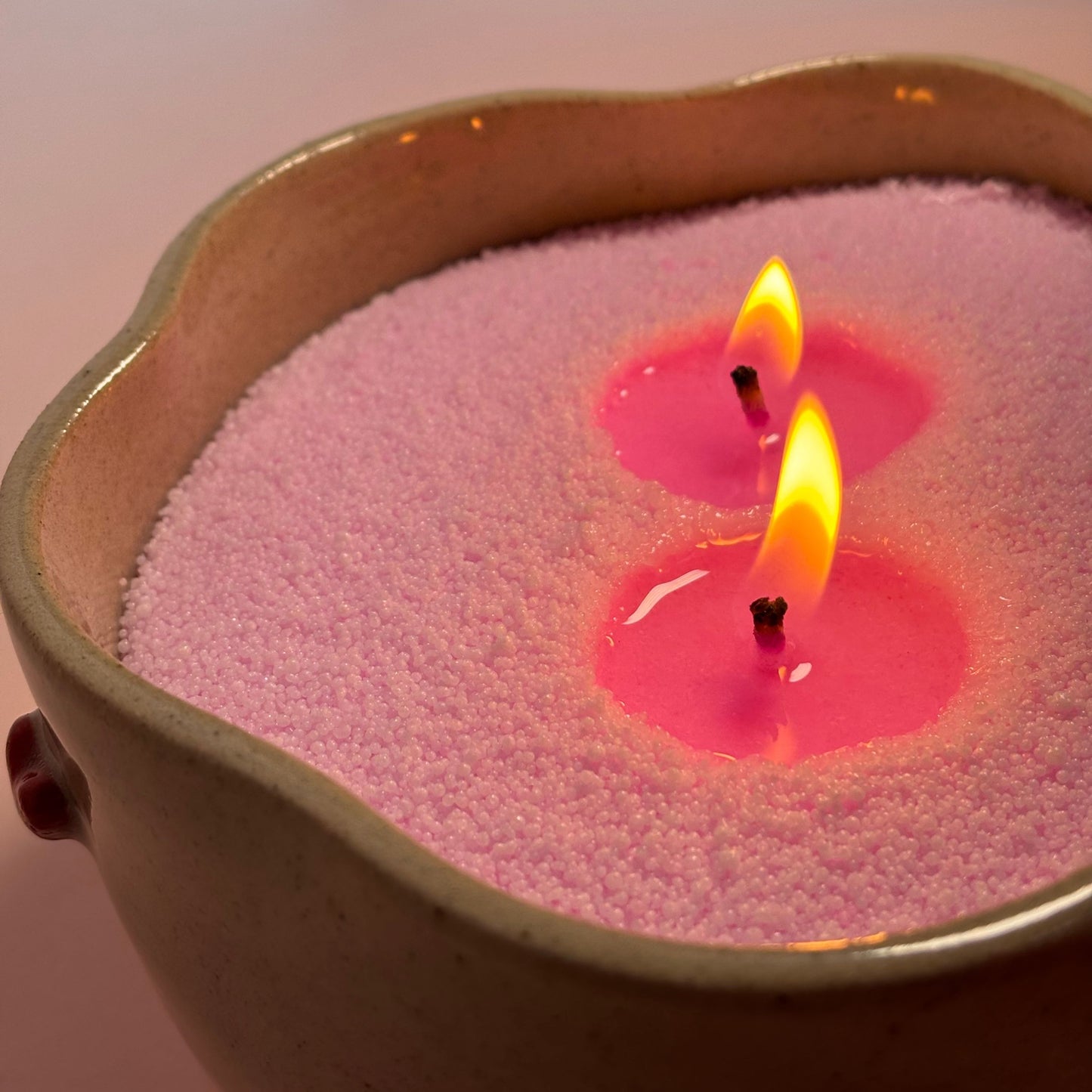 LUSH PINK - PINK PEARL CANDLES